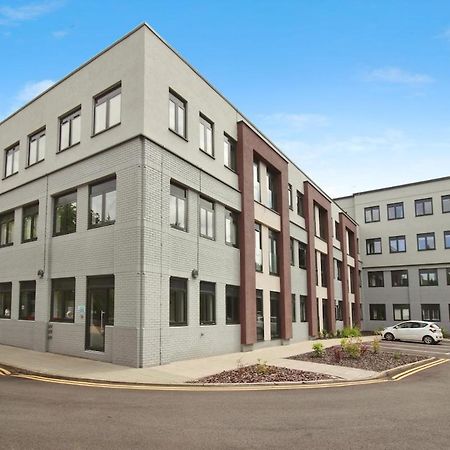 Modern Comfort 1 Bed Apartment Broadoaks, Sulihull โซลิฮัล ภายนอก รูปภาพ